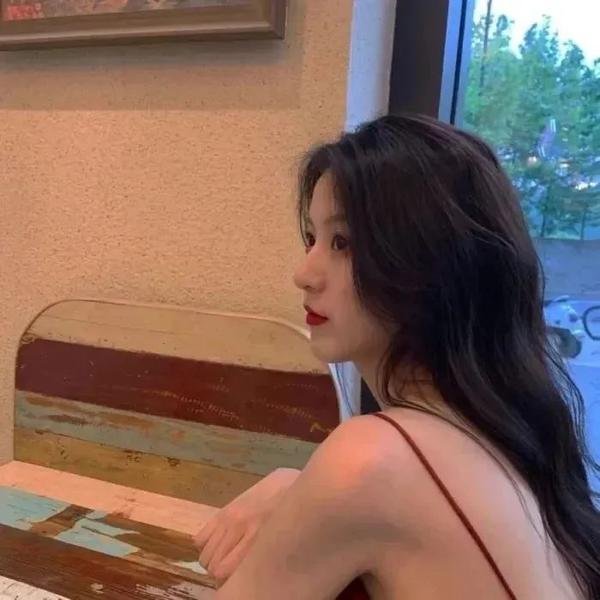 史蒂文斯小姐